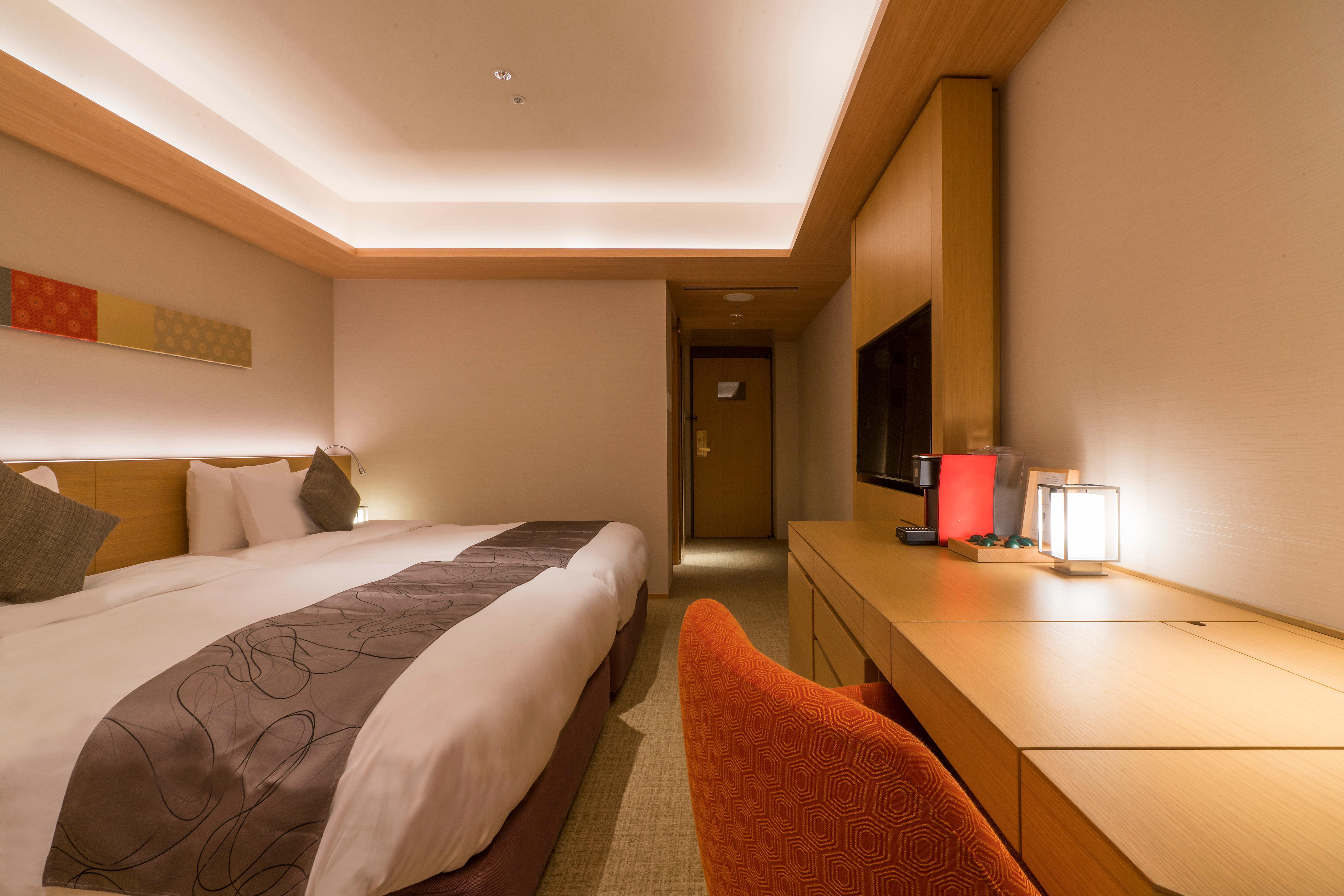 Ana Crowne Plaza By Ihg Hotel