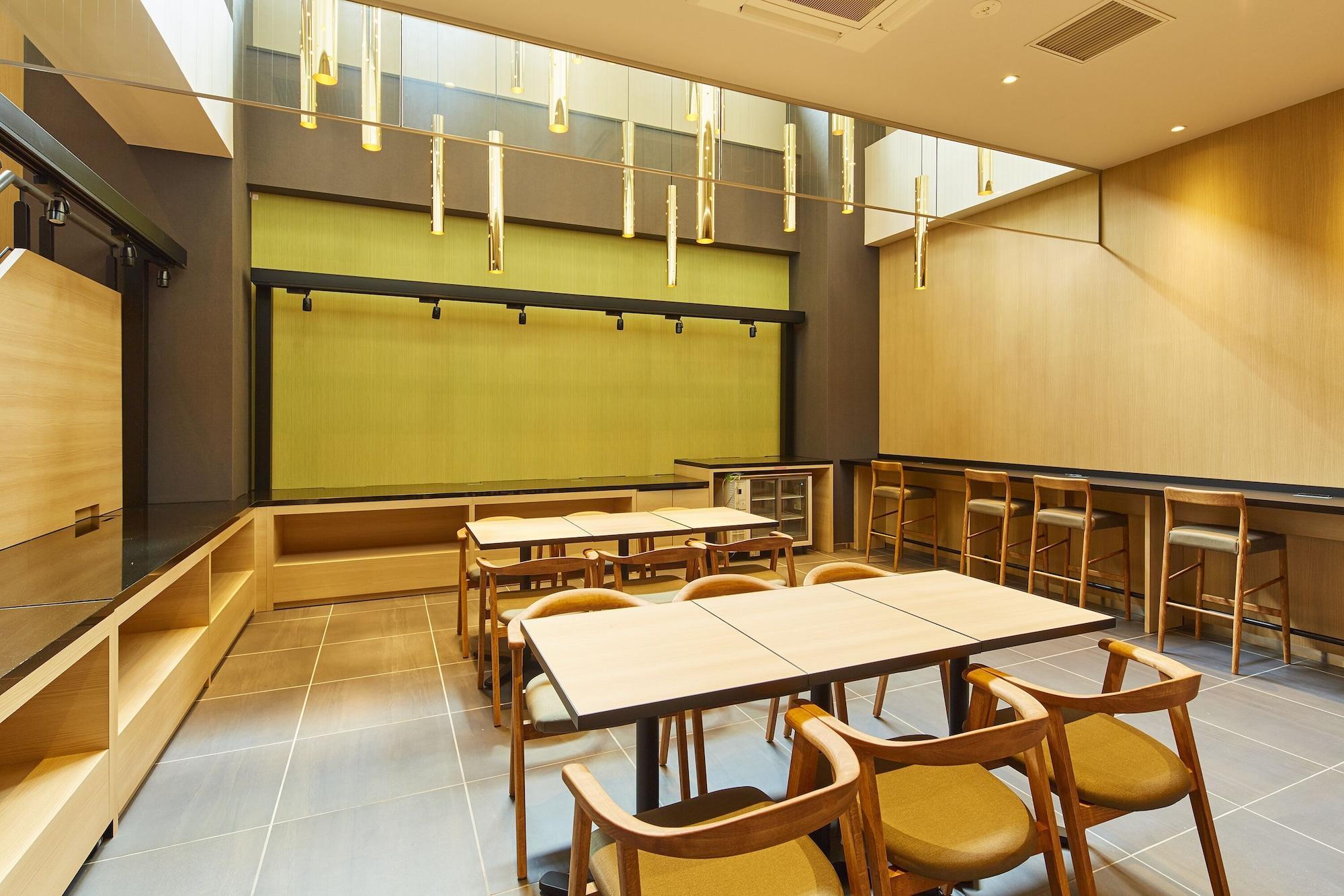 Monday Karasuma Nijo Hotel Kyoto