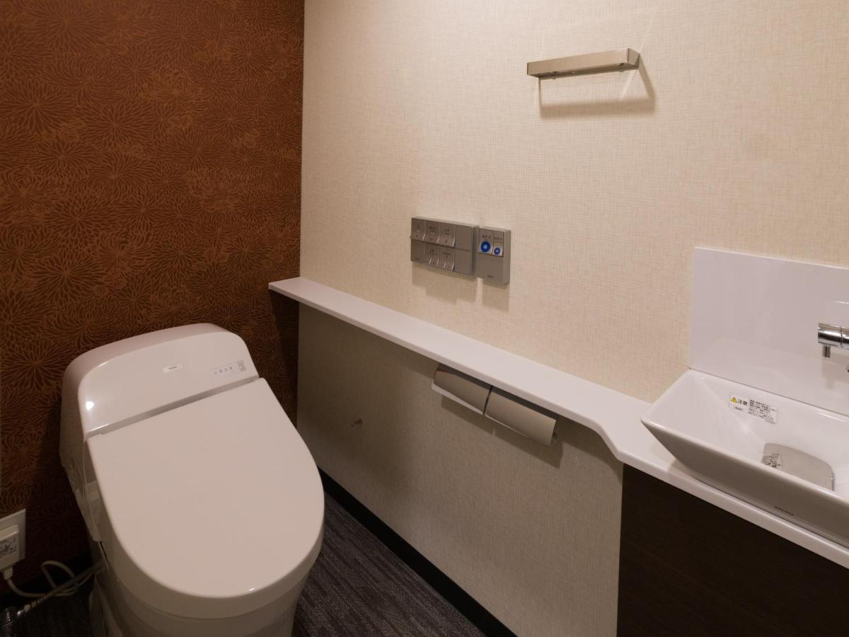 Hotel Via Prime Kyotoeki Hachijoguchi 3*