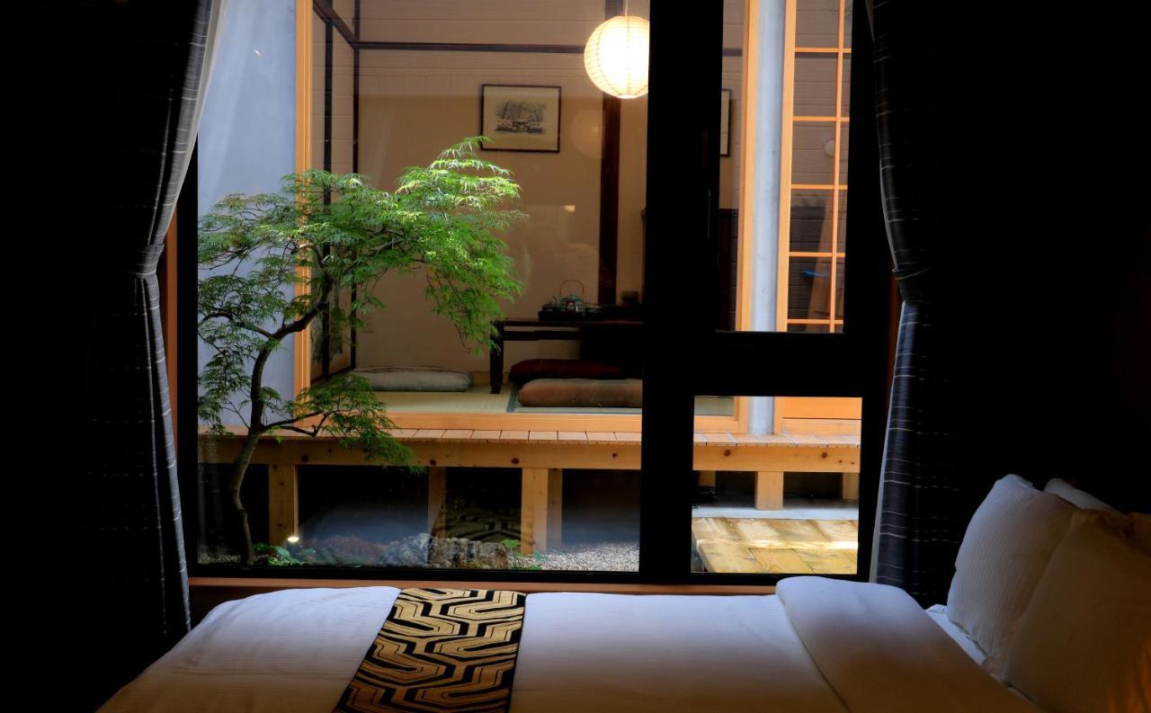 Traveling Bridge Nijojo Hotel
