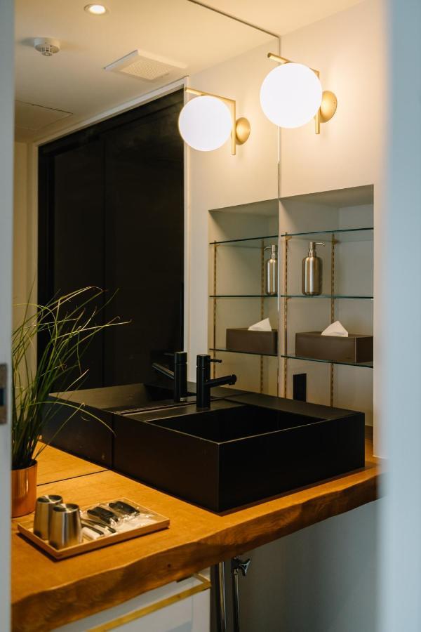 Hotel Inc