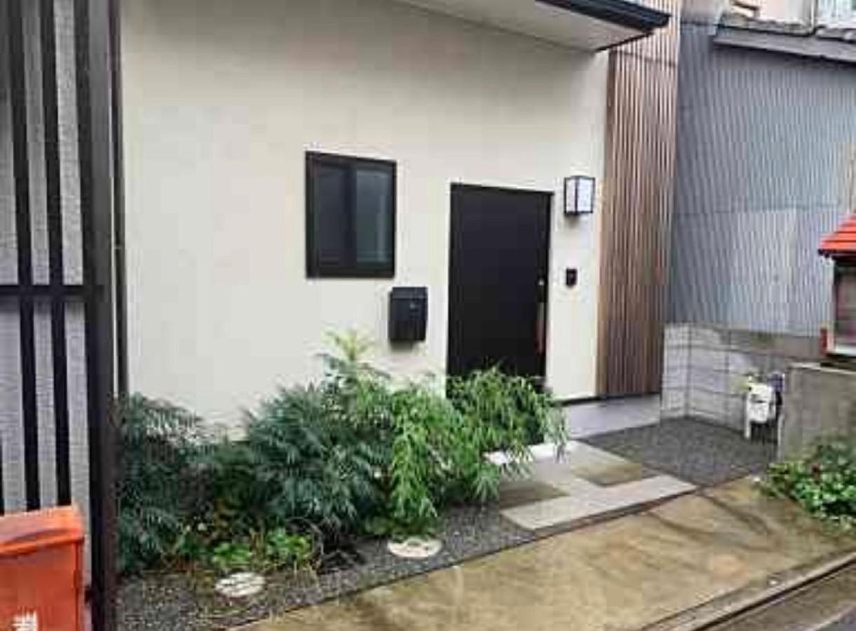 クオーレ伏見稲荷 Apartment
