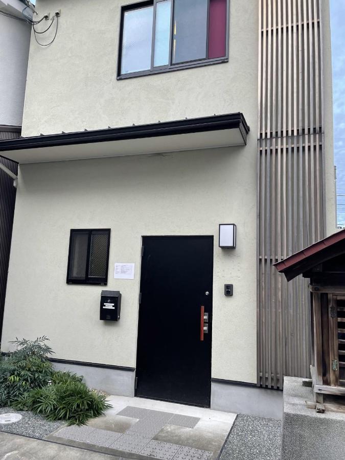 Apartment クオーレ伏見稲荷 *