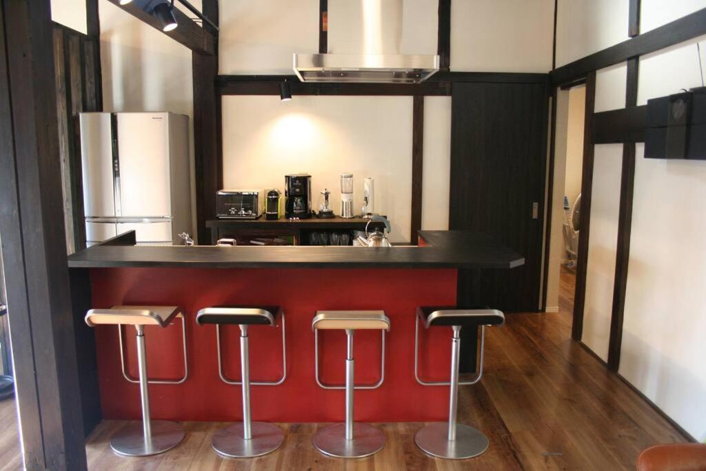 Apartment Traditional/modern Paradise In Quiet Area!