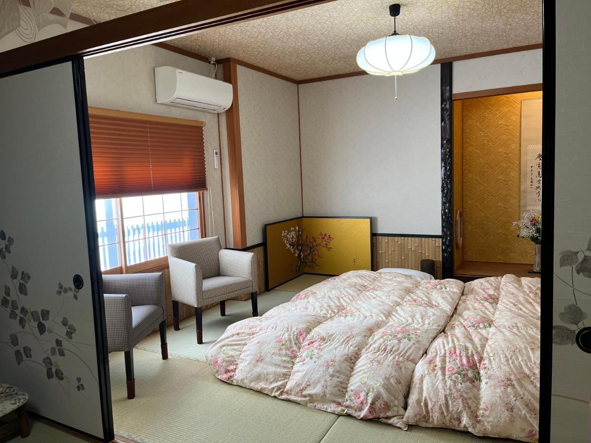 Gion Sano 3*