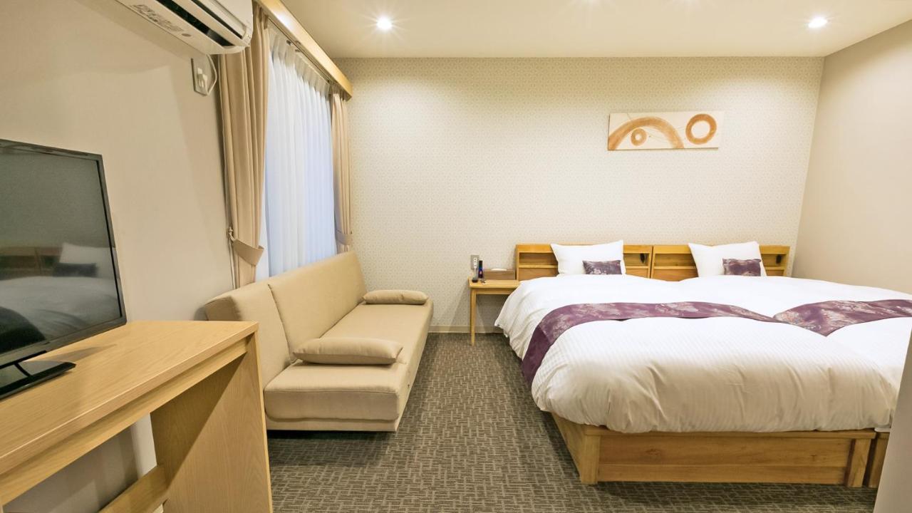 Sakura Gyoen East 3*