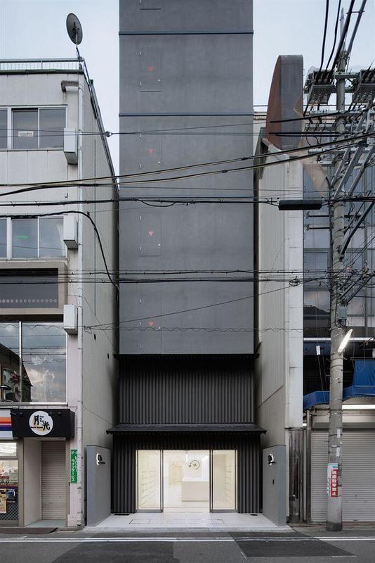 Capsule hotel Nine