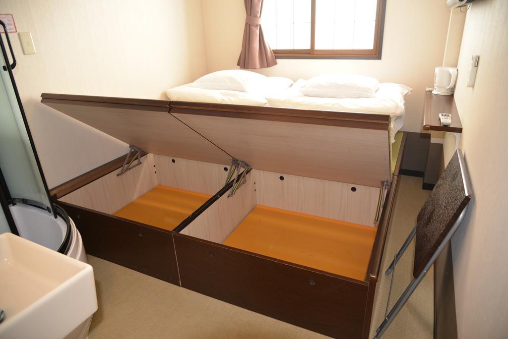 Capsule Capsule hotel Kyoto