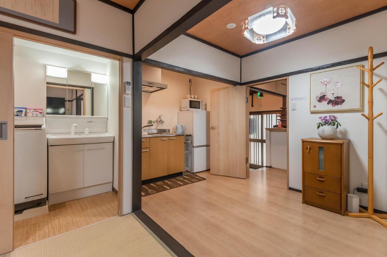 Villa 桜の宿千本 Two Two Toilets