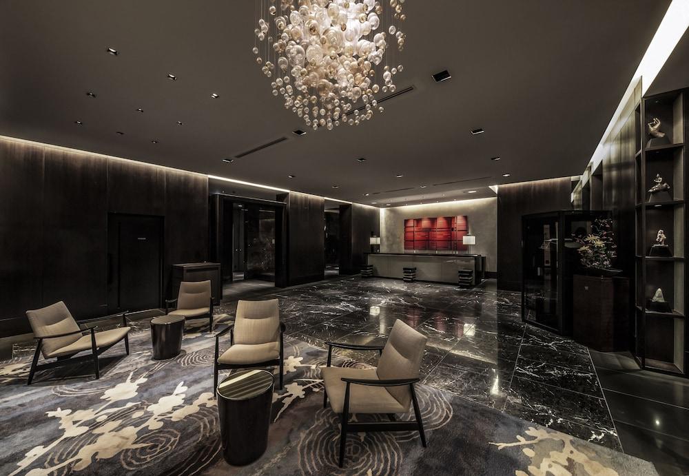 Hotel The Royal Park Sanjo
