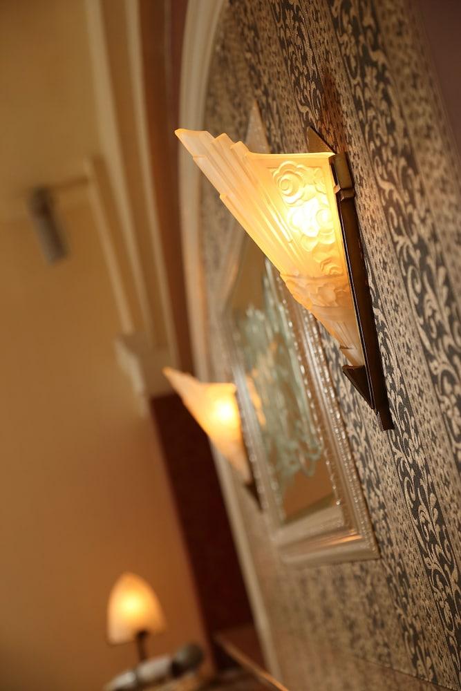 Grand Fine Okazaki Heian Jingu Shrine (adults Only) 3*