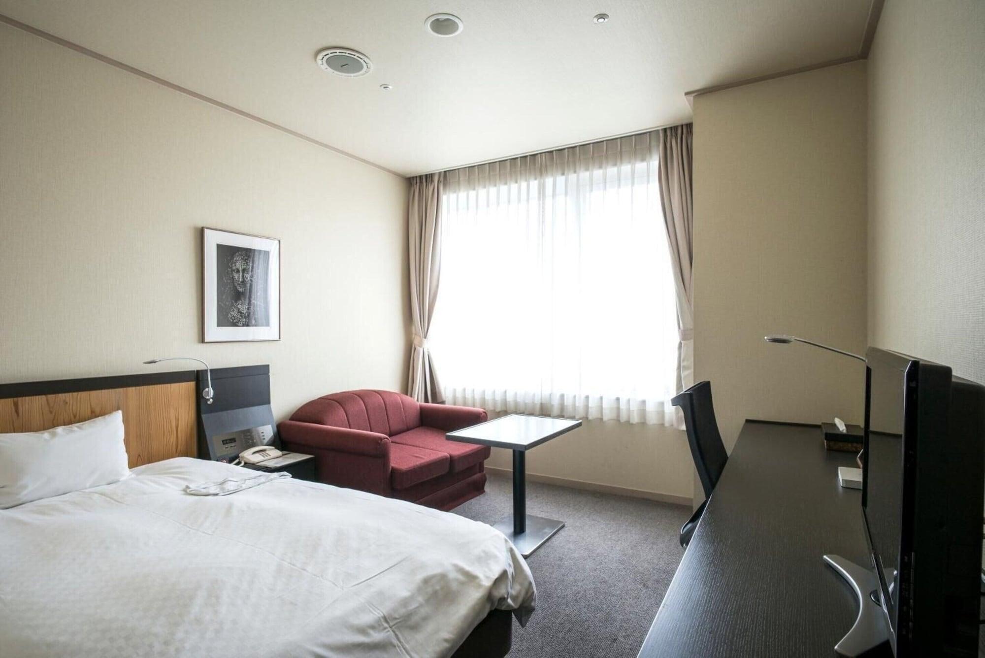Hotel Rhino 3*