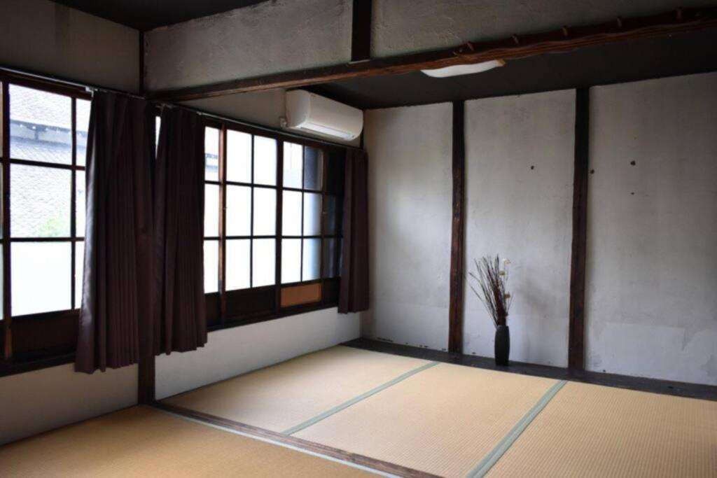 Villa 【利灸ゲストハウス】3 Mins Walk To Station! Unique House！ Kyoto