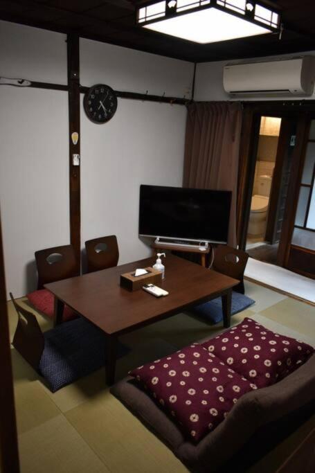 【利灸ゲストハウス】3 Mins Walk To Station! Unique House！ * Kyoto