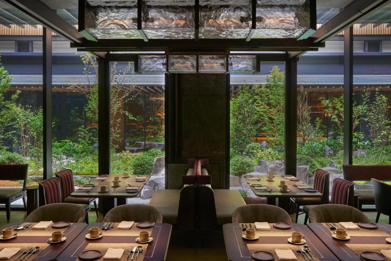 Hotel Dusit Thani