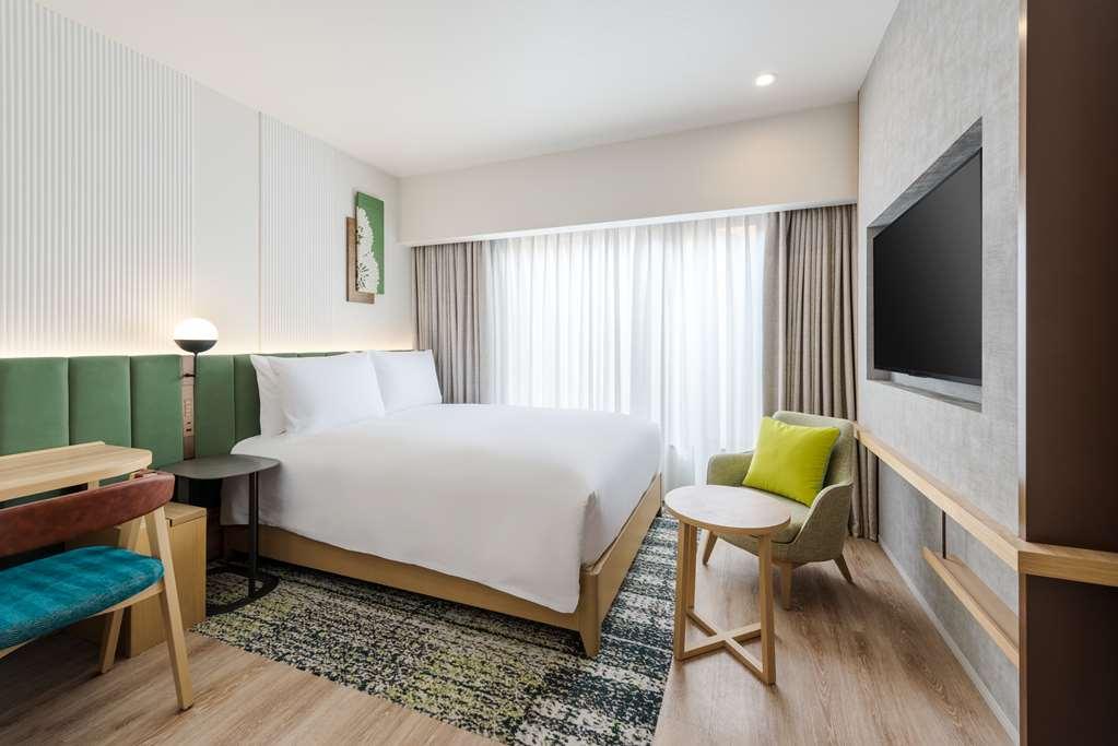 Hilton Garden Shijo Karasuma Hotel