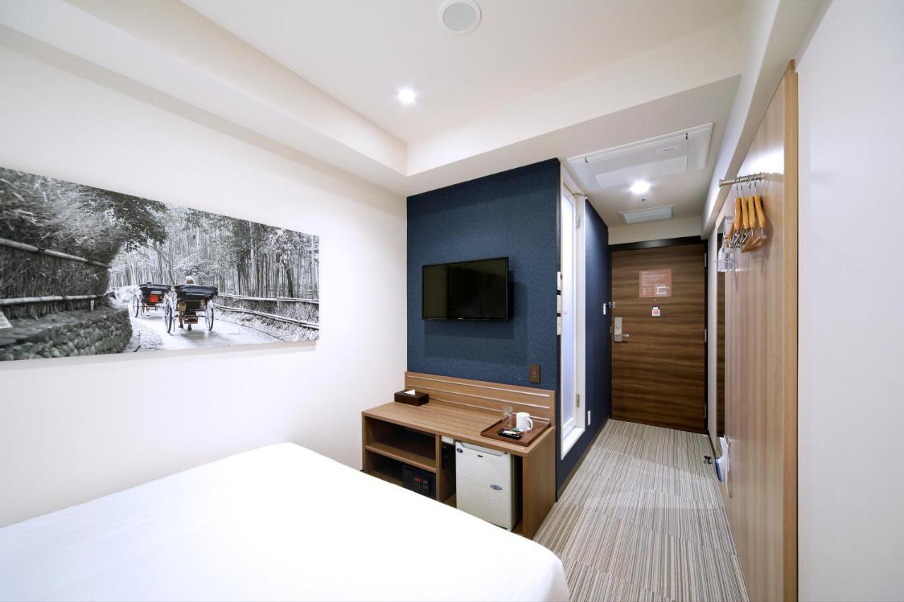 Travelodge Shijo Kawaramachi Hotel 3*