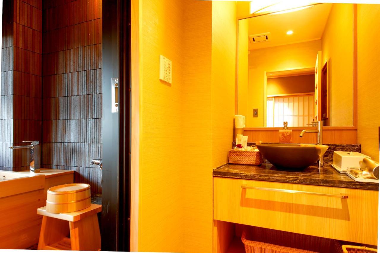 Arashiyama Onsen Togetsutei Ryokan Kyoto
