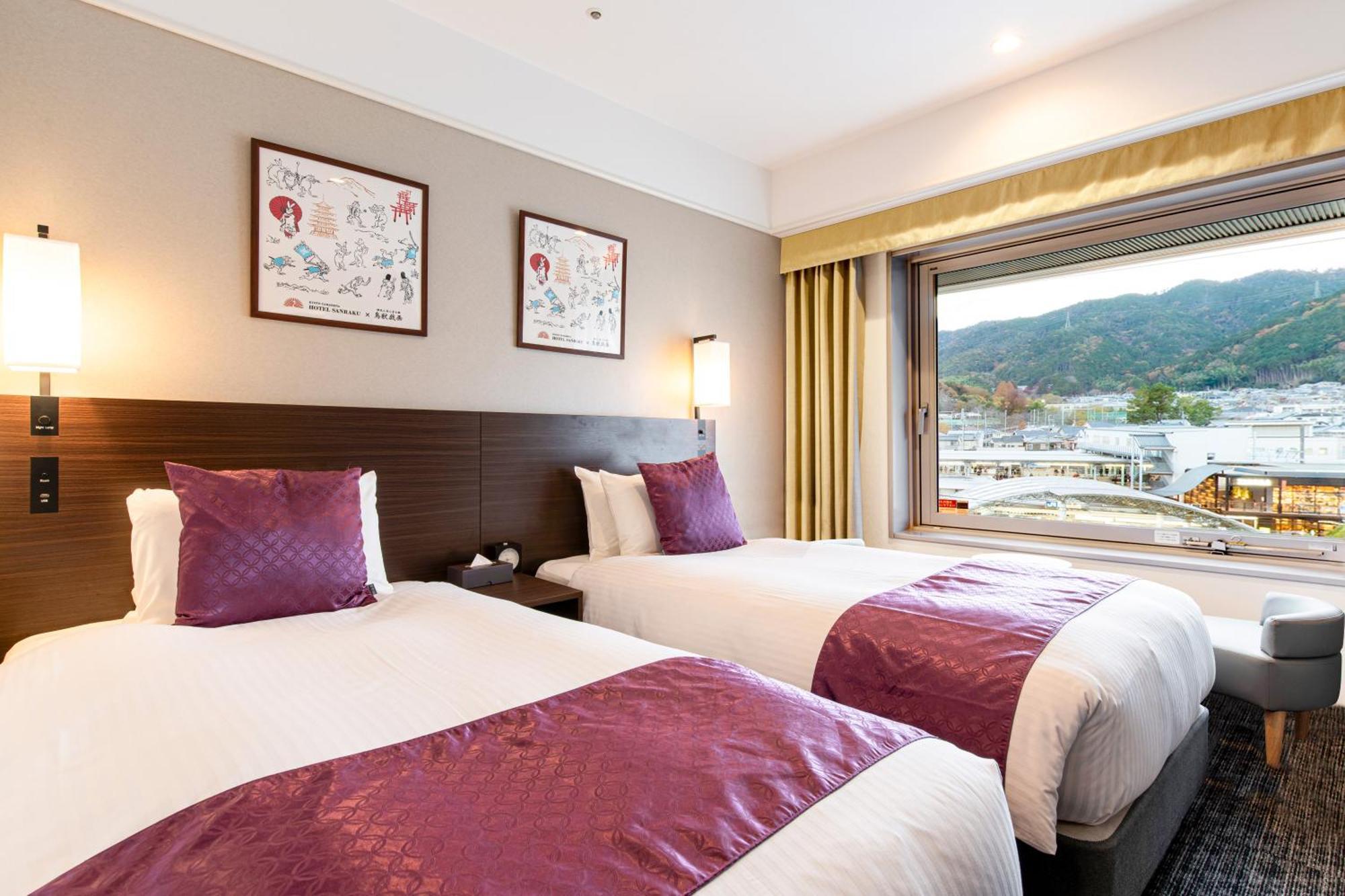 Yamashina Sanraku Hotel 4*
