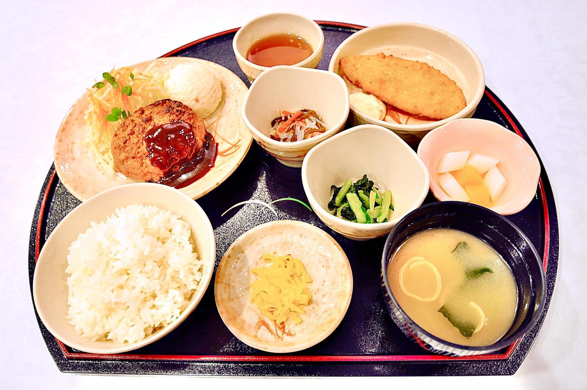 Universal Karasuma Hotel 3*