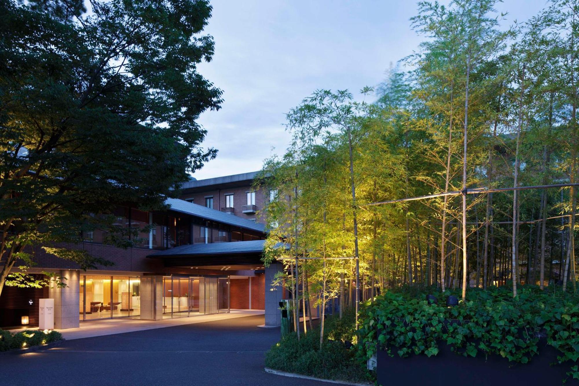 Hyatt Regency Hotel 5*