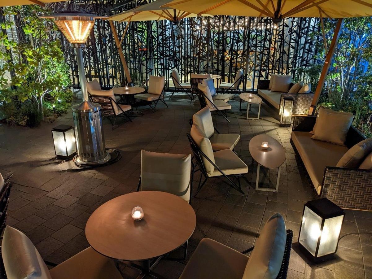 Royal Twin Hachijoguchi Hotel