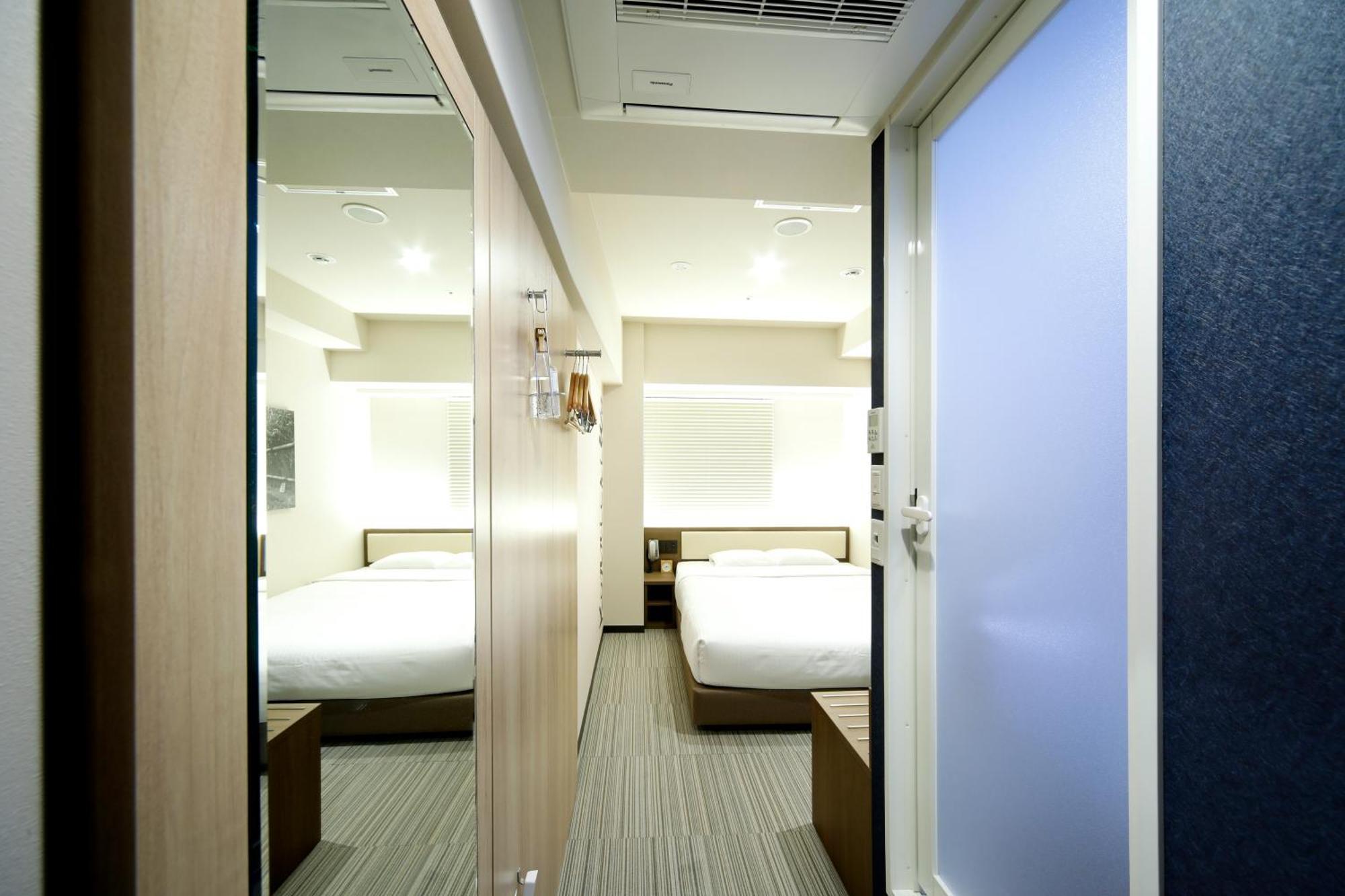 Travelodge Shijo Kawaramachi Hotel 3*