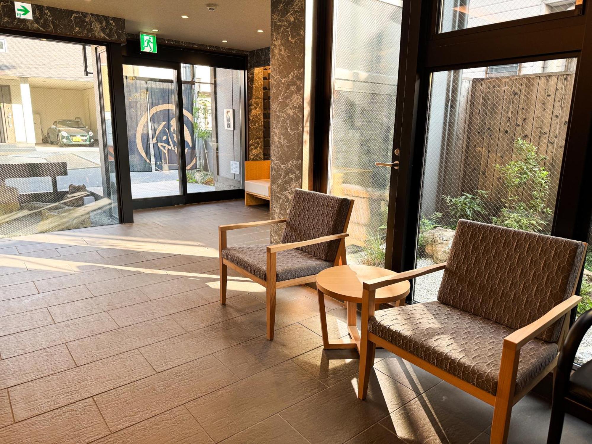 Rinn Station West Hotel