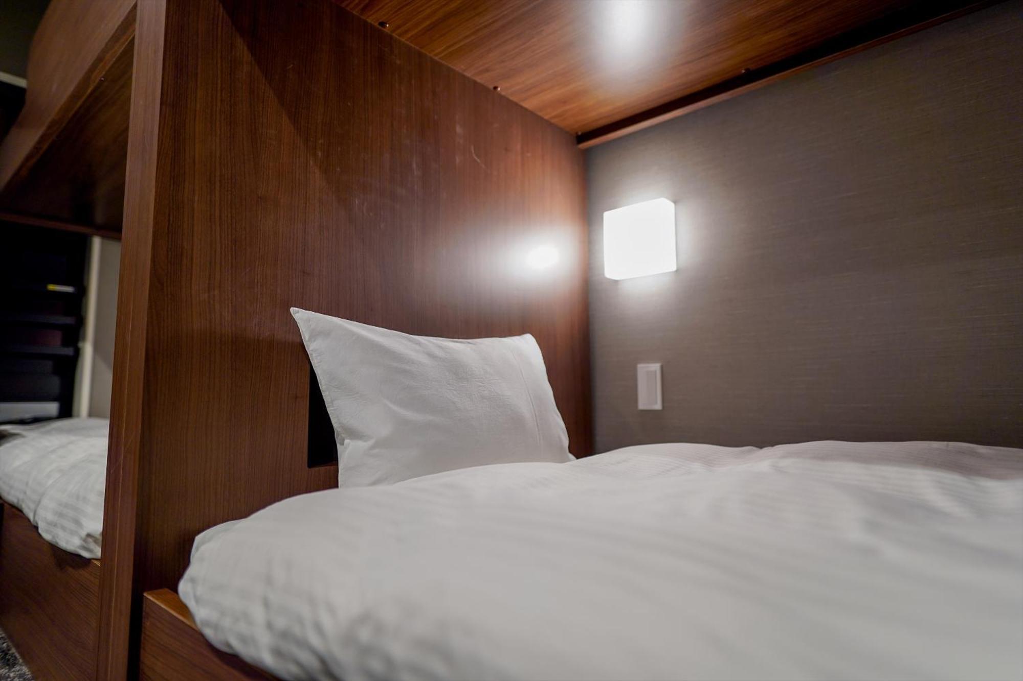 Resi Gojozaka Apartment