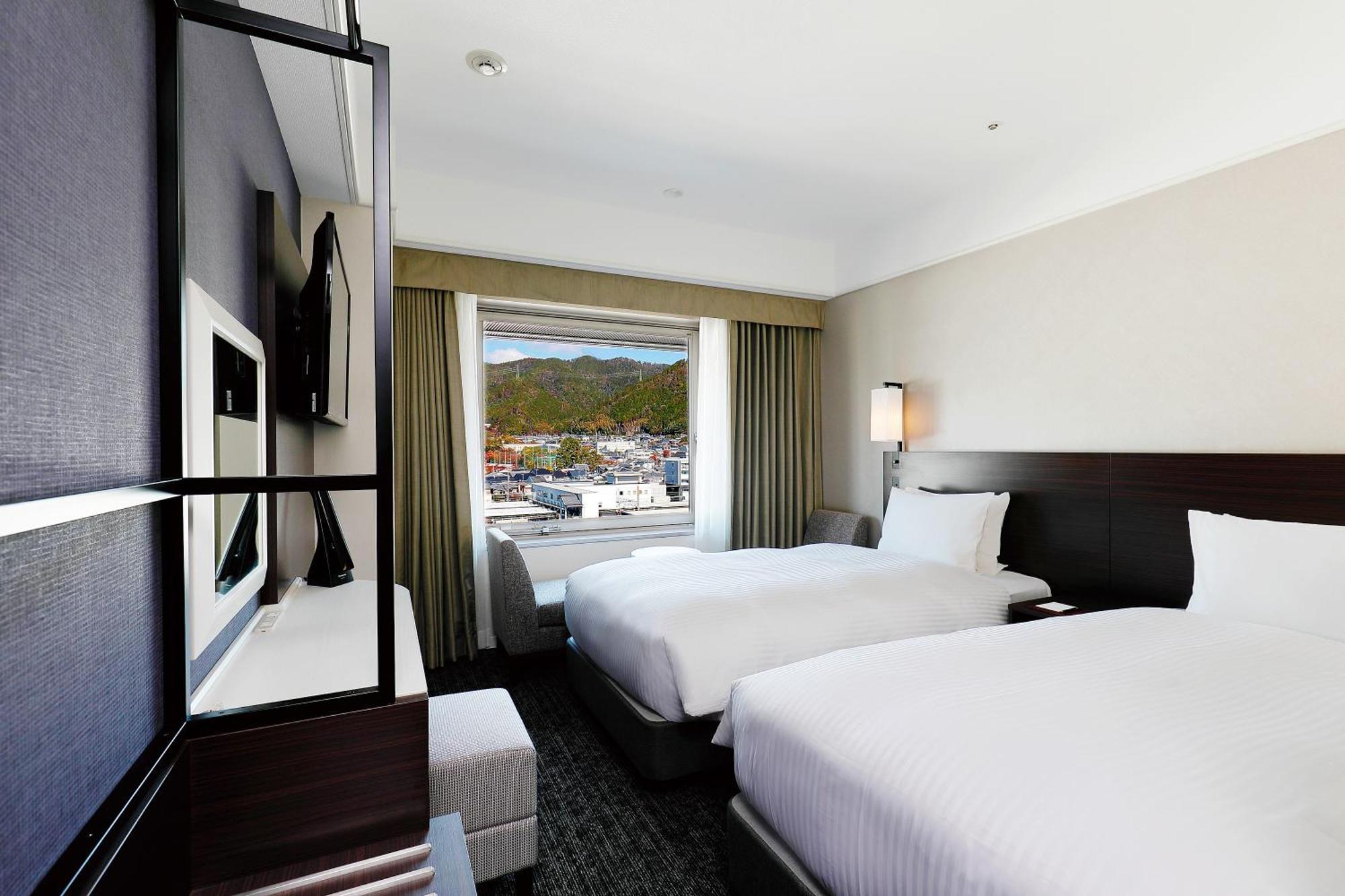 Hotel Yamashina Sanraku 4*
