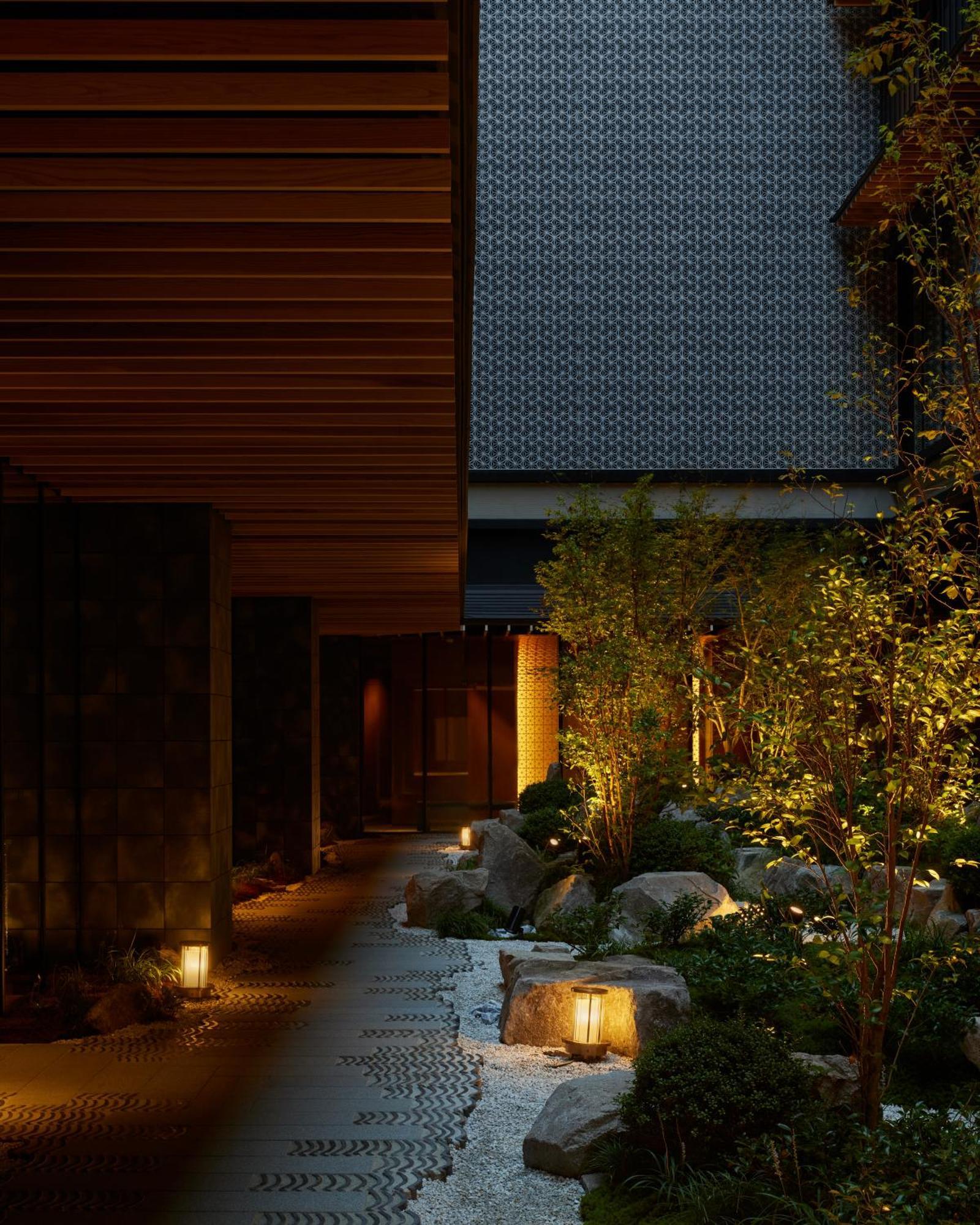 Hotel Dusit Thani 5*