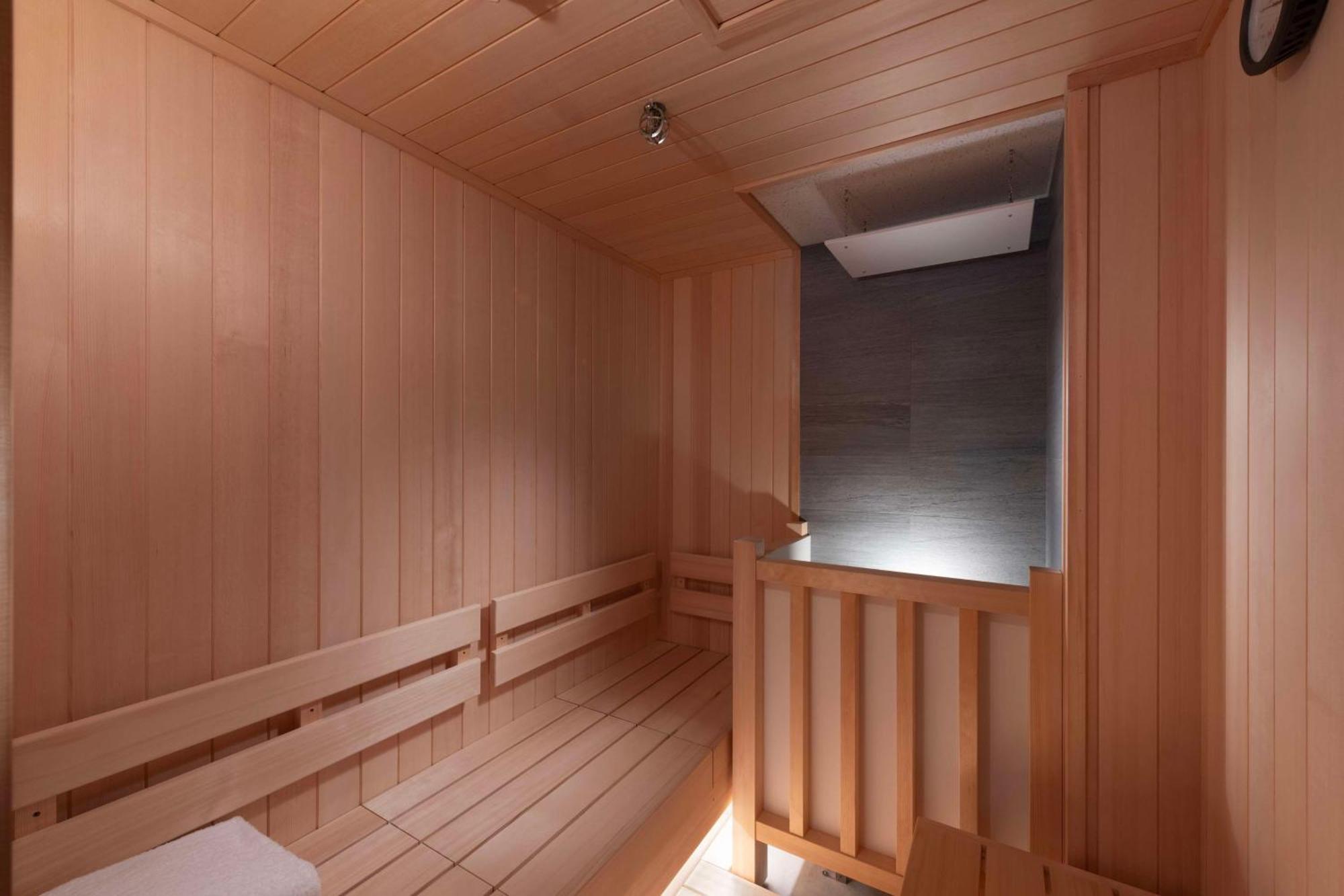 Doubletree By Hilton Higashiyama Hotel 4*
