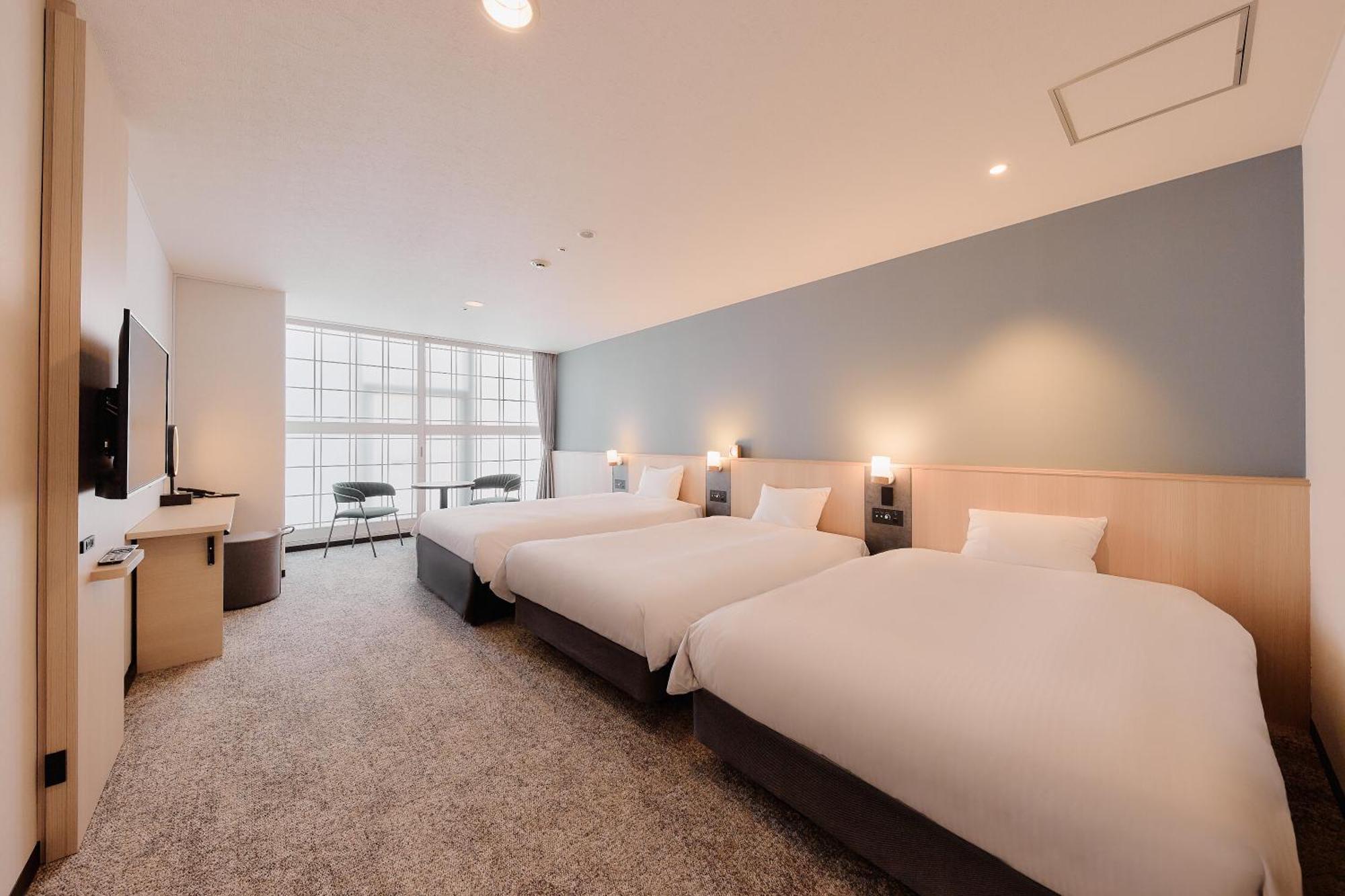 Tower 4*