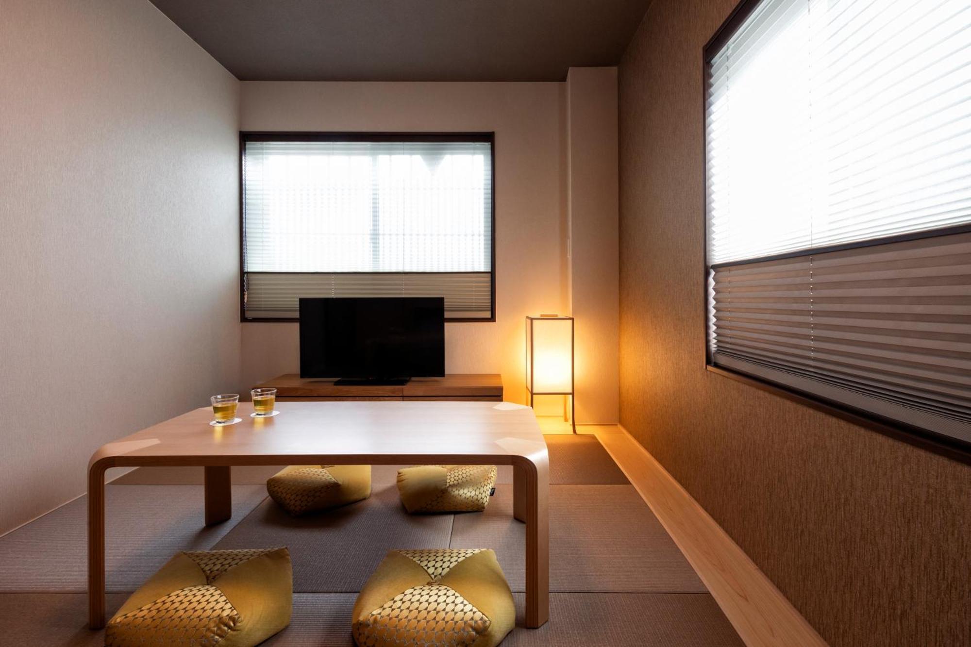 Hotel Rinn Station West 3*