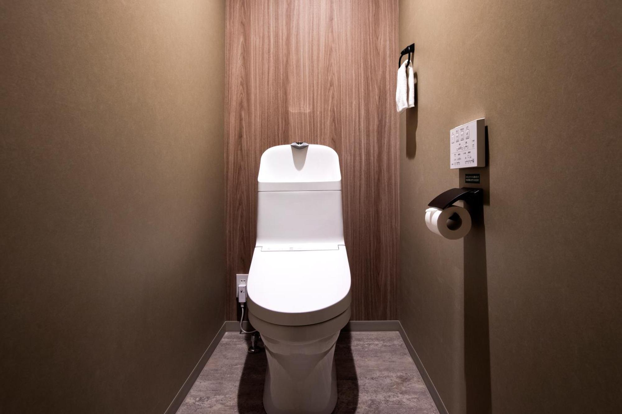 Rinn Station West 3*