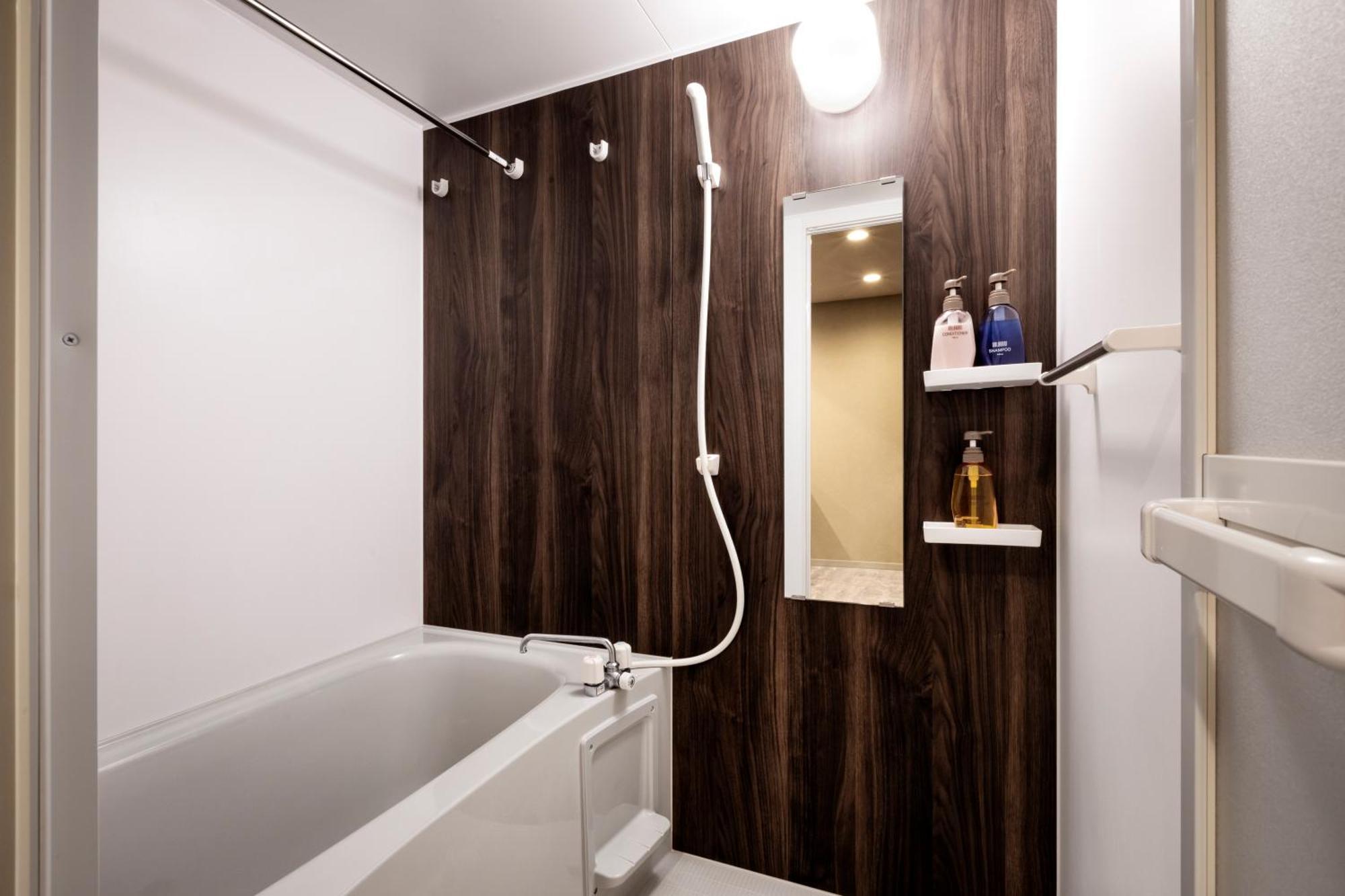 Rinn Station West Hotel