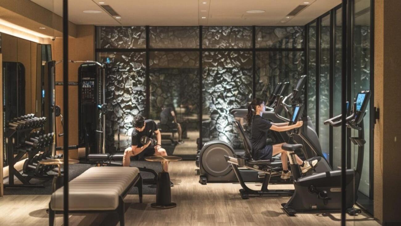 Dusit Thani Hotel