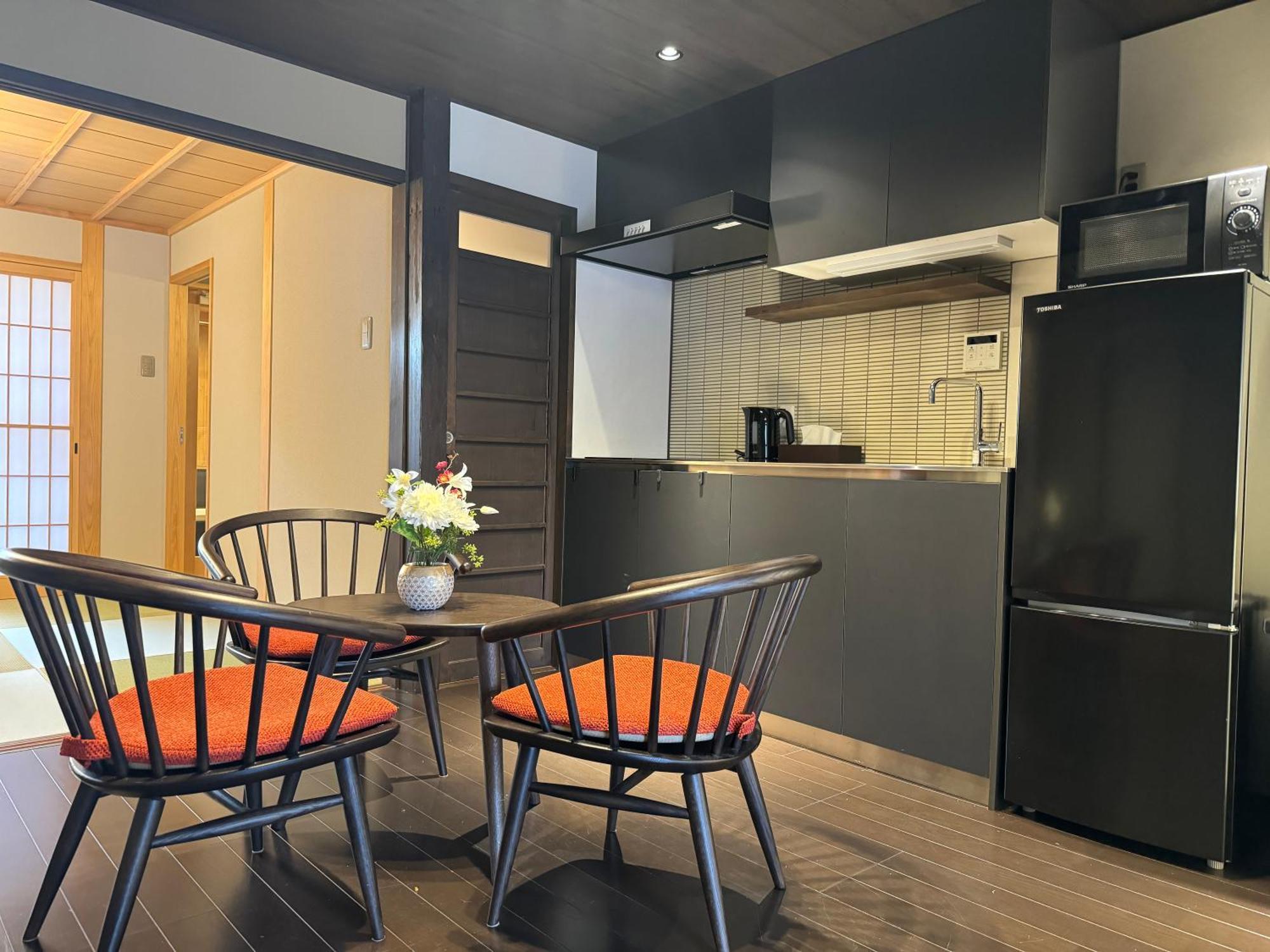 京都駅そばの一棟貸し京町家 Shichijo 萃点七条 Apartment *