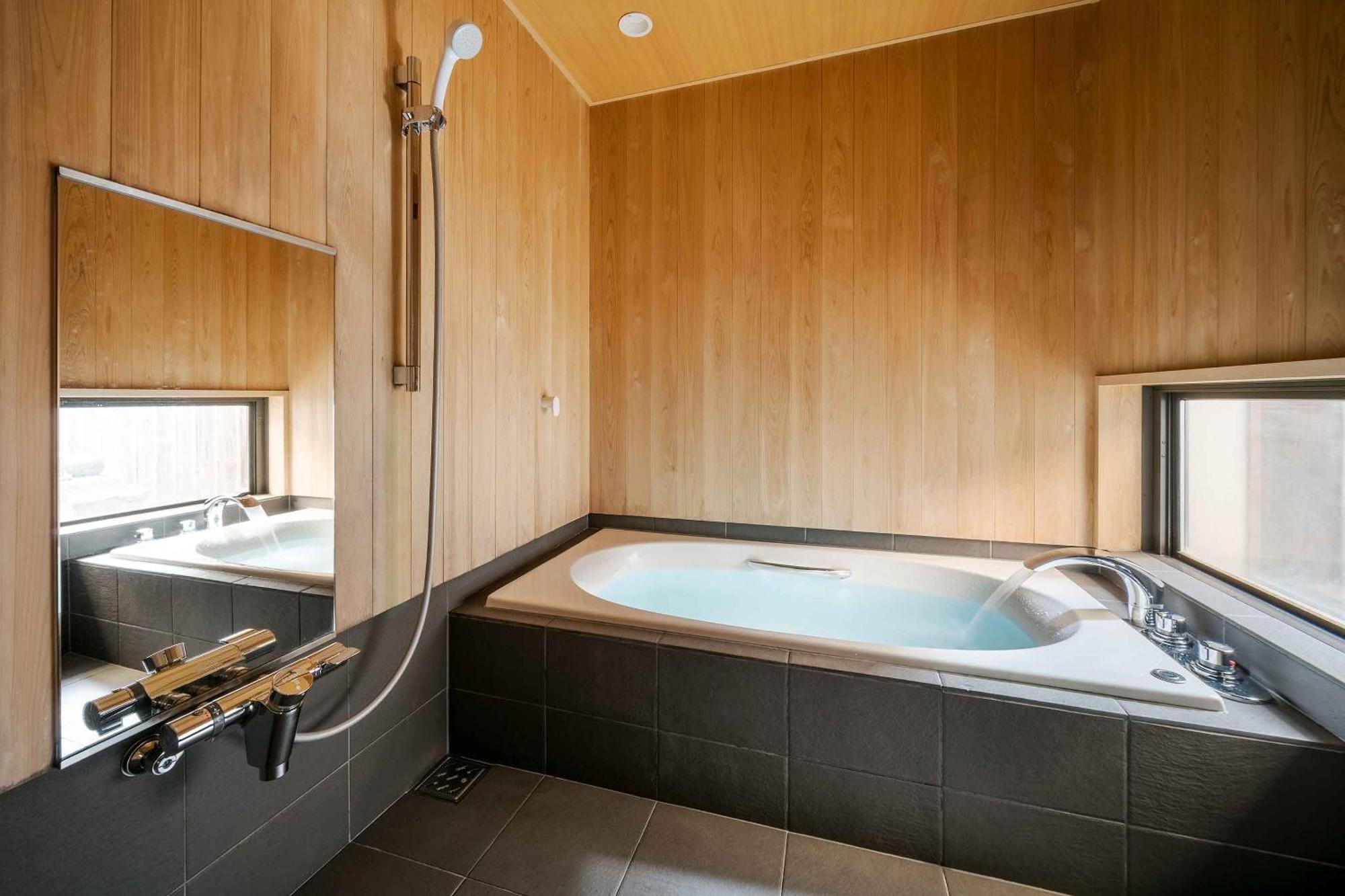 Holiday home Hatoba An Machiya House