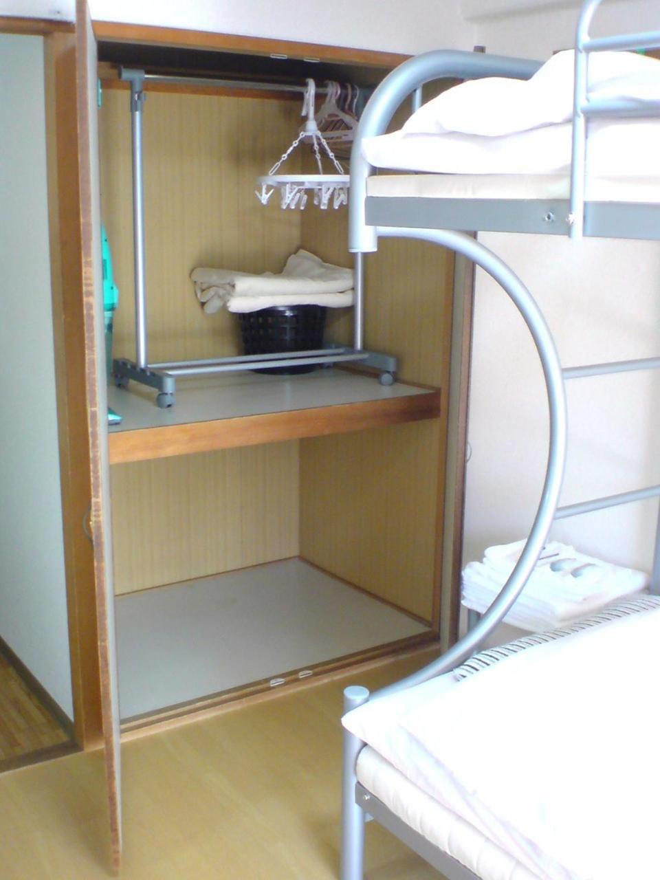 Apartment Nishijin Ivy *