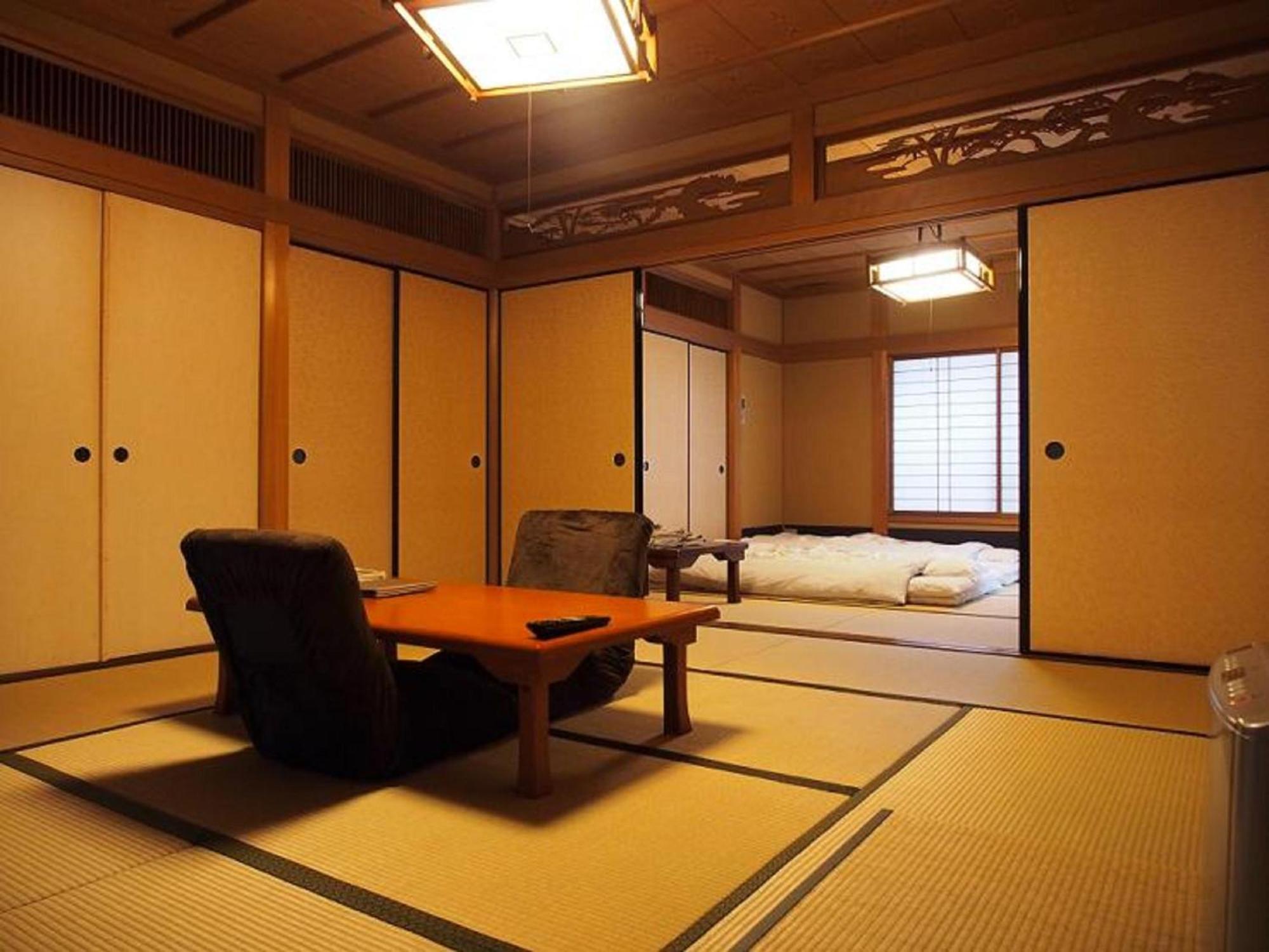 Ryokan Kamuroan 3*
