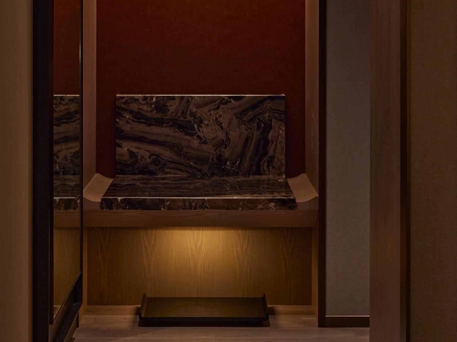 Dusit Thani