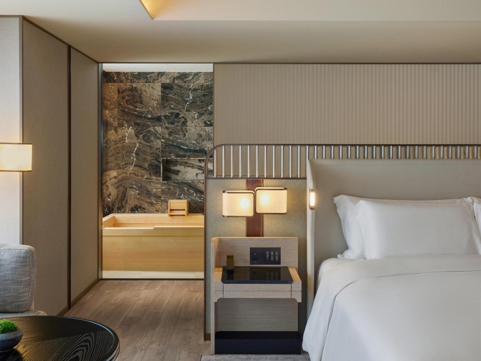 Hotel Dusit Thani 5*