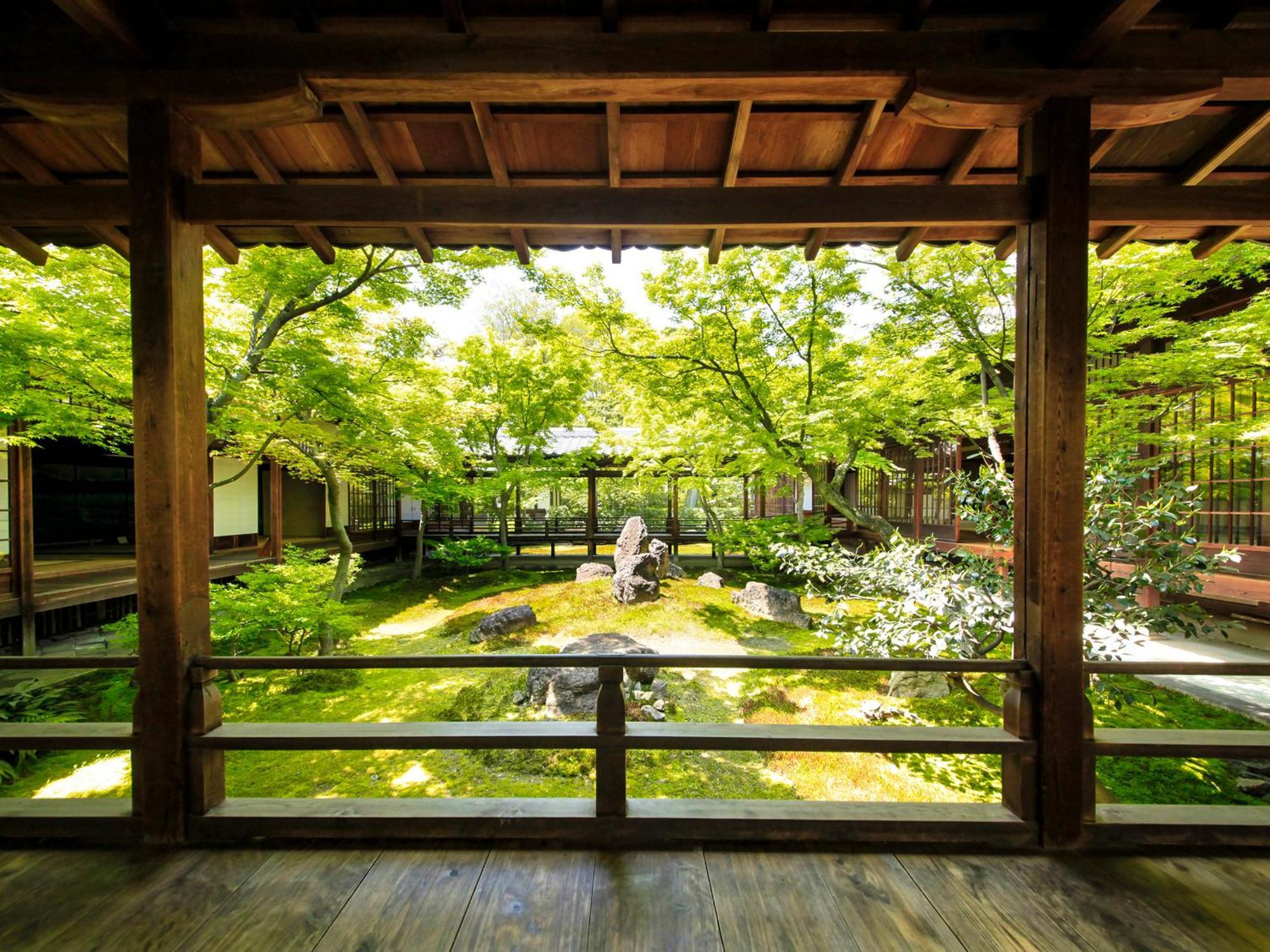 Vessel Campana Gojo Kyoto