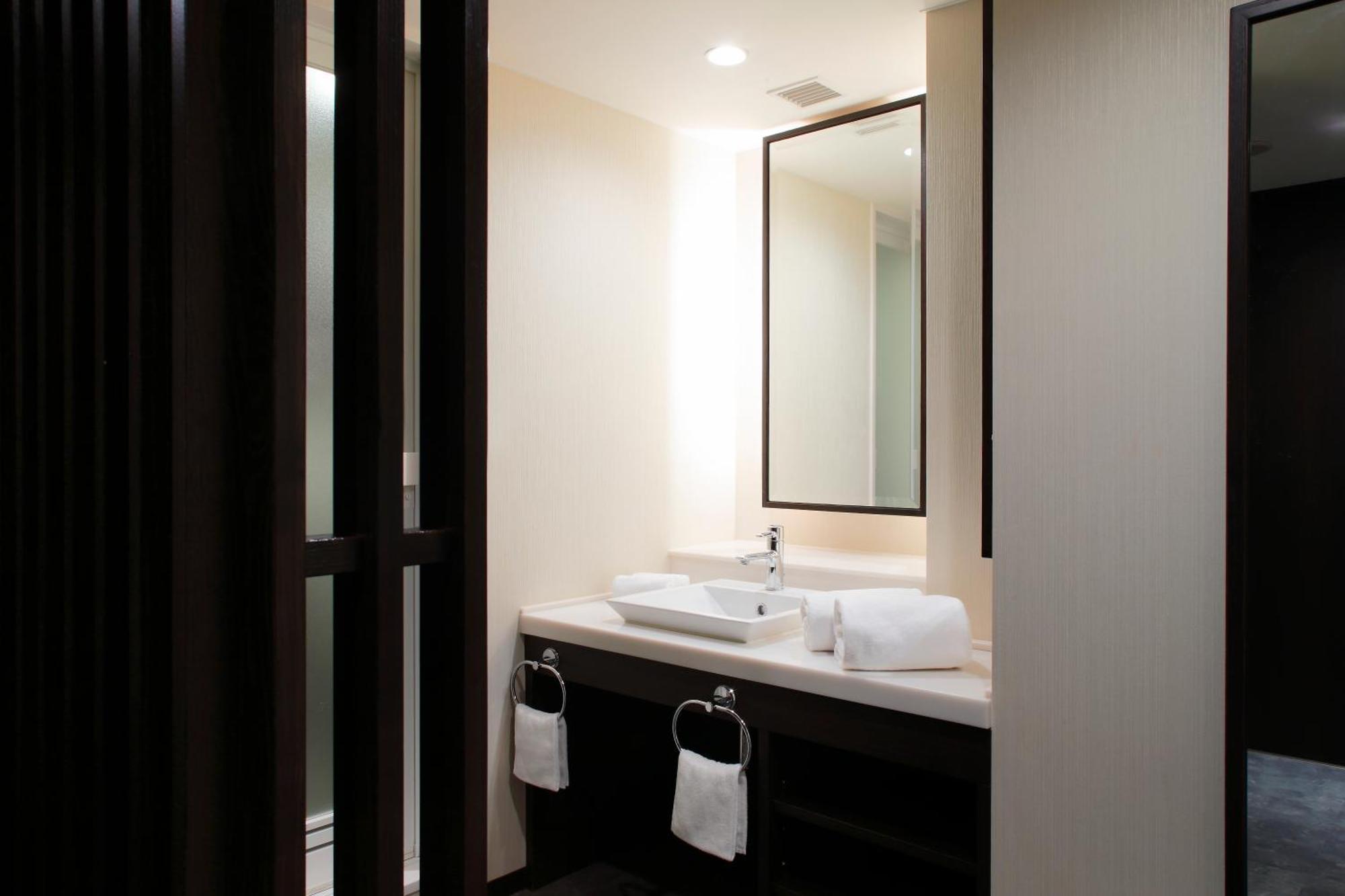 Tower Hotel 4*