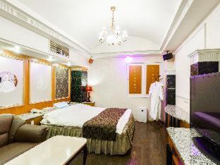 Love hotel Grand Fine Minami (adults Only)