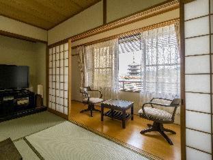 Higashiyamaso Ryokan 3*