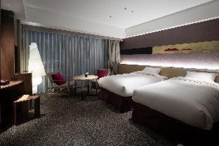 Hotel Cross 4*