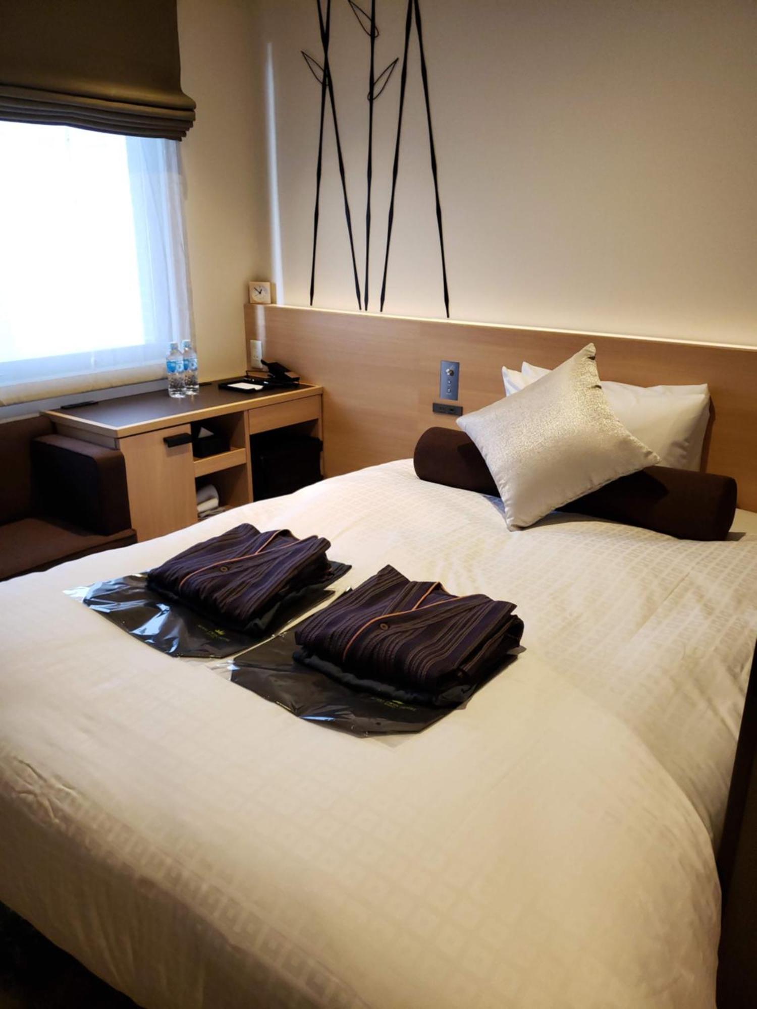 Royal Twin Hachijoguchi Hotel