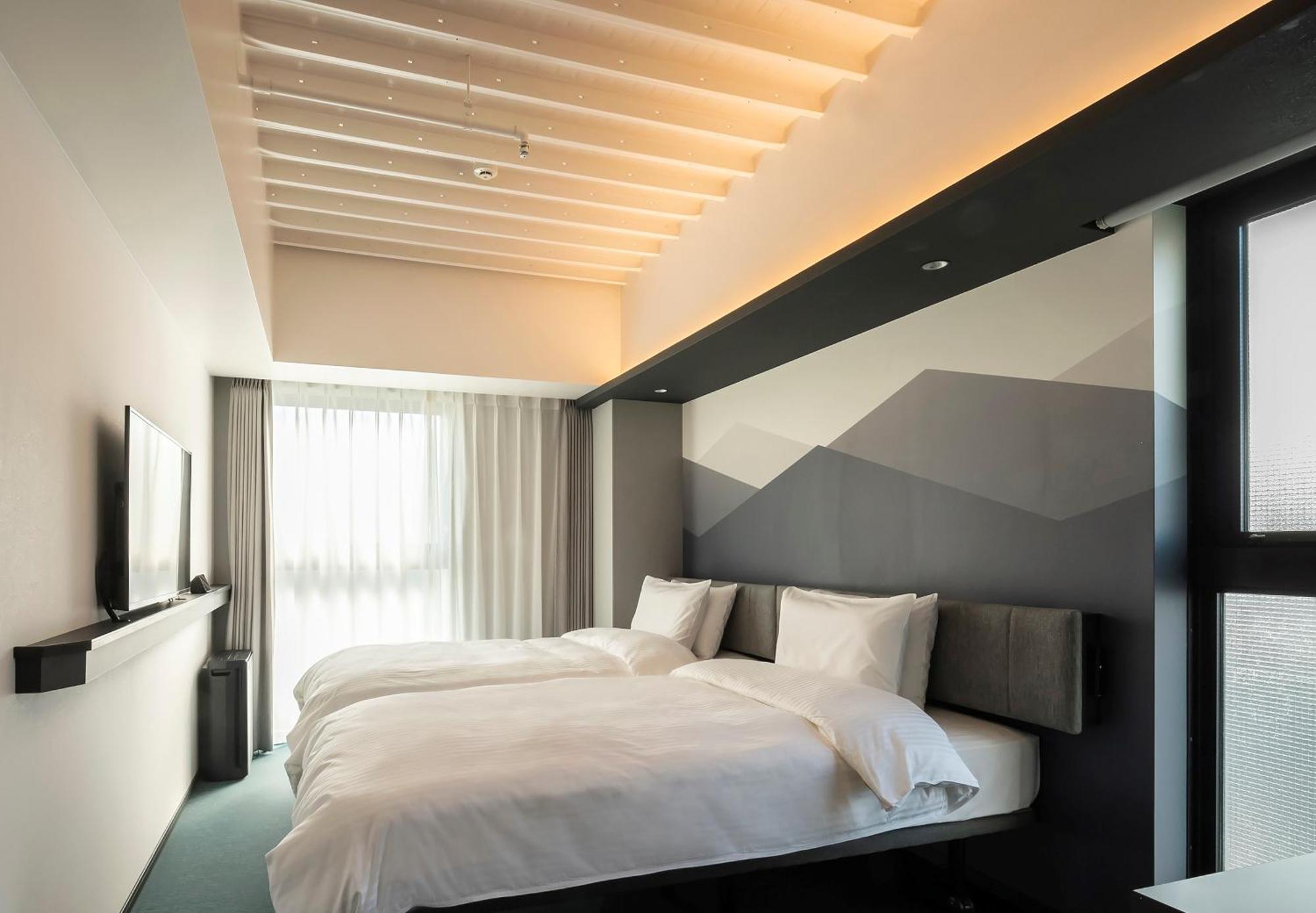 Hotel Smart Sanjo 3*